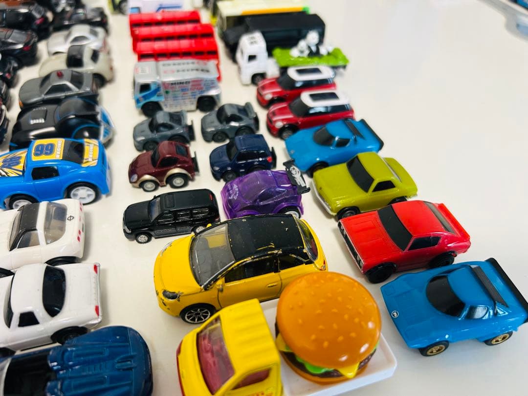 ミニカー　トミカ　まとめ売り　44台