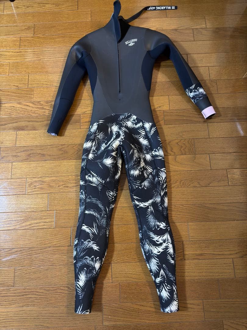 BILLABONG サーフカプセル ML ドライスーツ