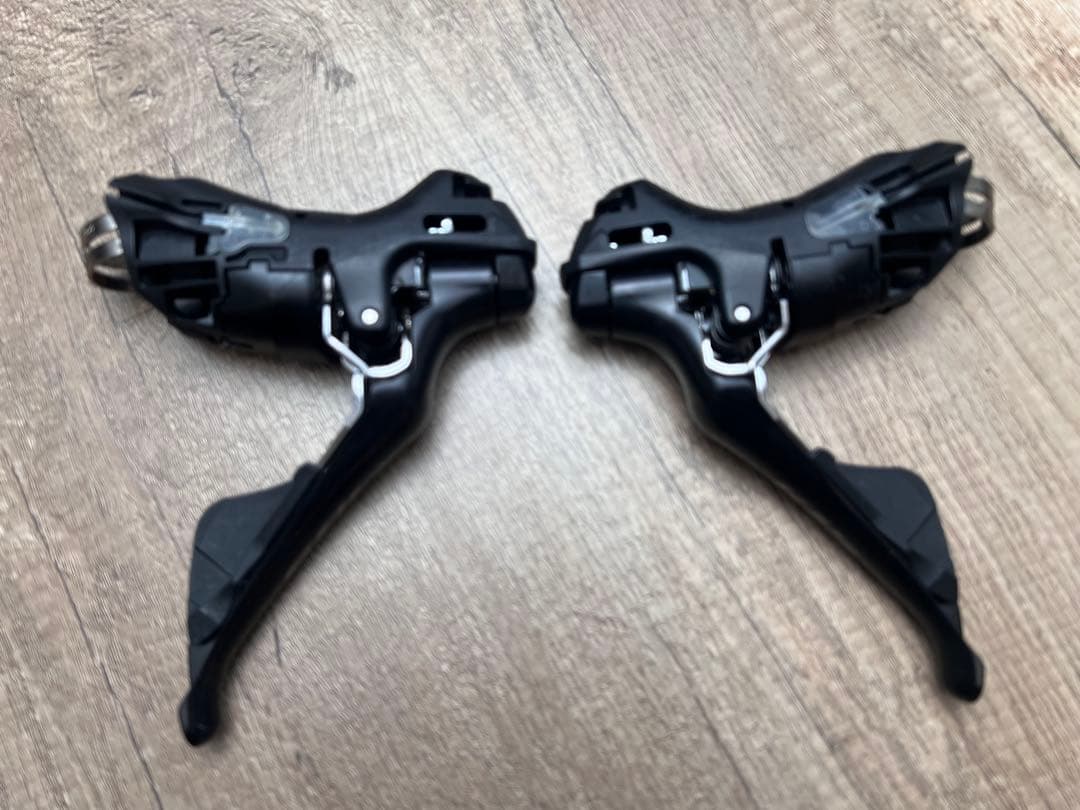 シマノ 105 ST-R7000 11s デュアルコントロールレバー