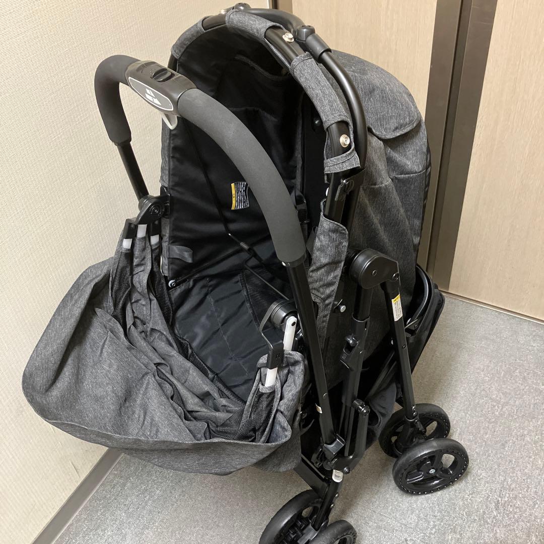 2 Combi コムペット ミリクランアルファ　ペットカート 30kg 多頭