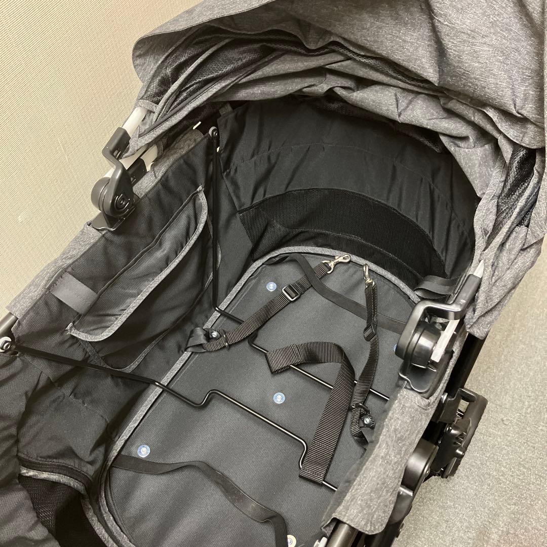 2 Combi コムペット ミリクランアルファ　ペットカート 30kg 多頭