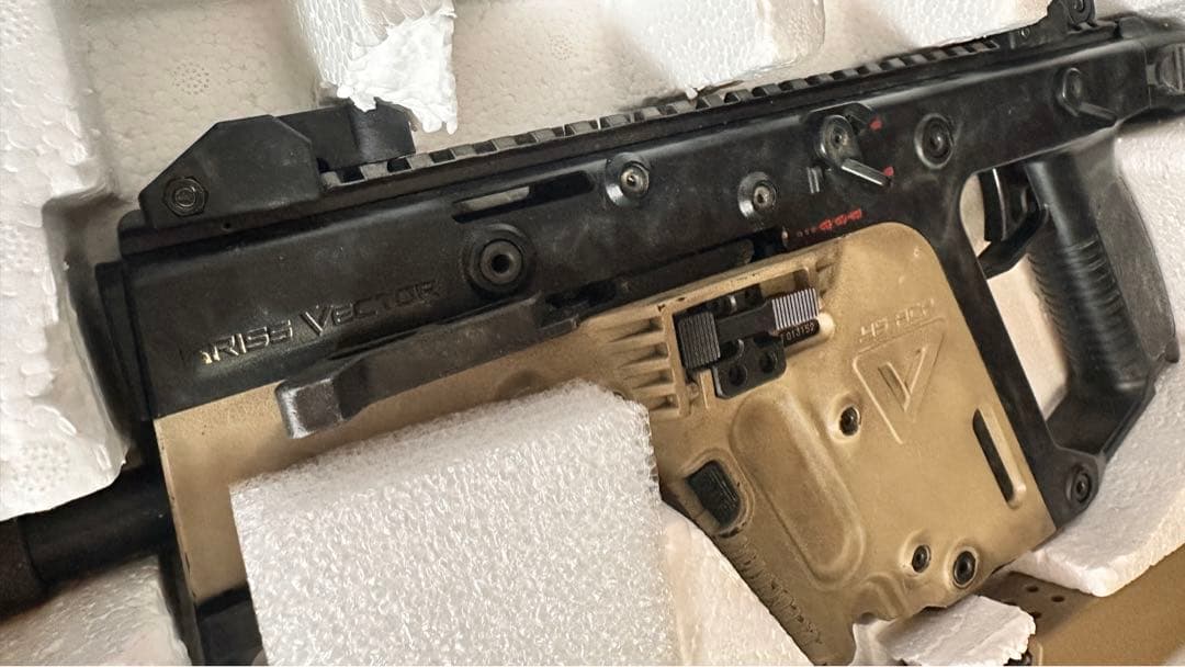 クリスベクター　タンカラー　ガスガン