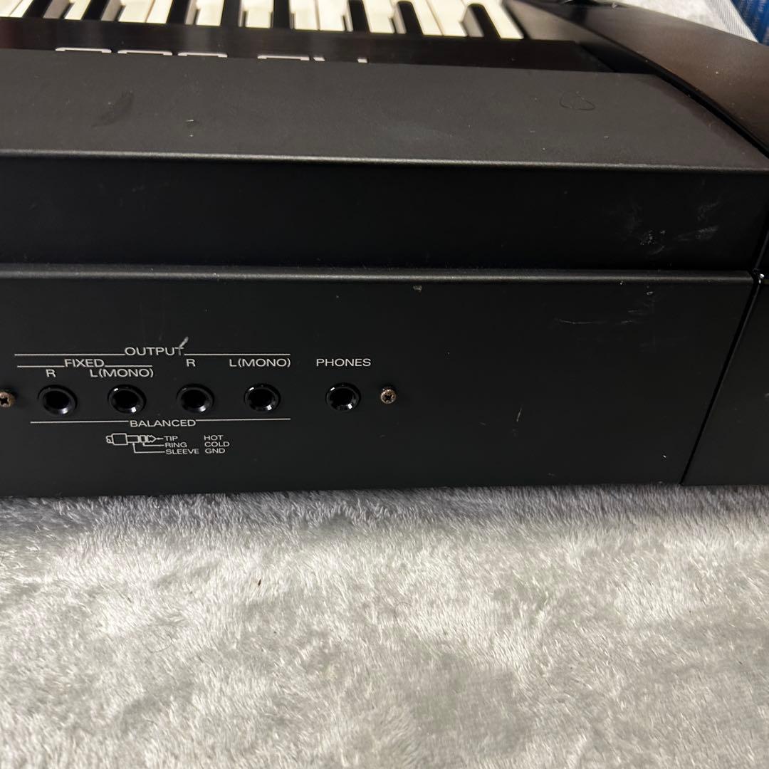 Roland RD-600 ステージピアノ 88鍵盤 【動作確認済】