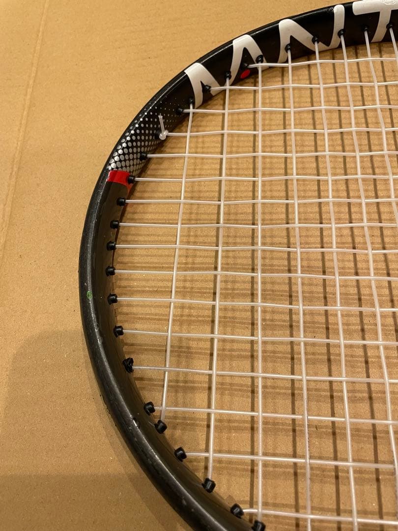 MANTIS 300 テニスラケットG2