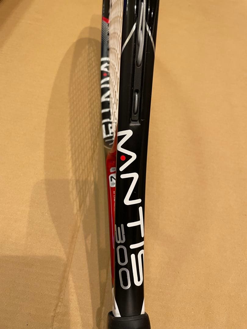 MANTIS 300 テニスラケットG2