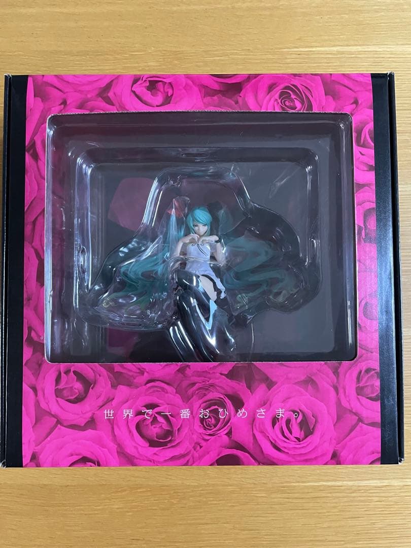 初音ミク ワールドイズマイン[ブラウンフレーム] 1/8 スケール塗装済完成品