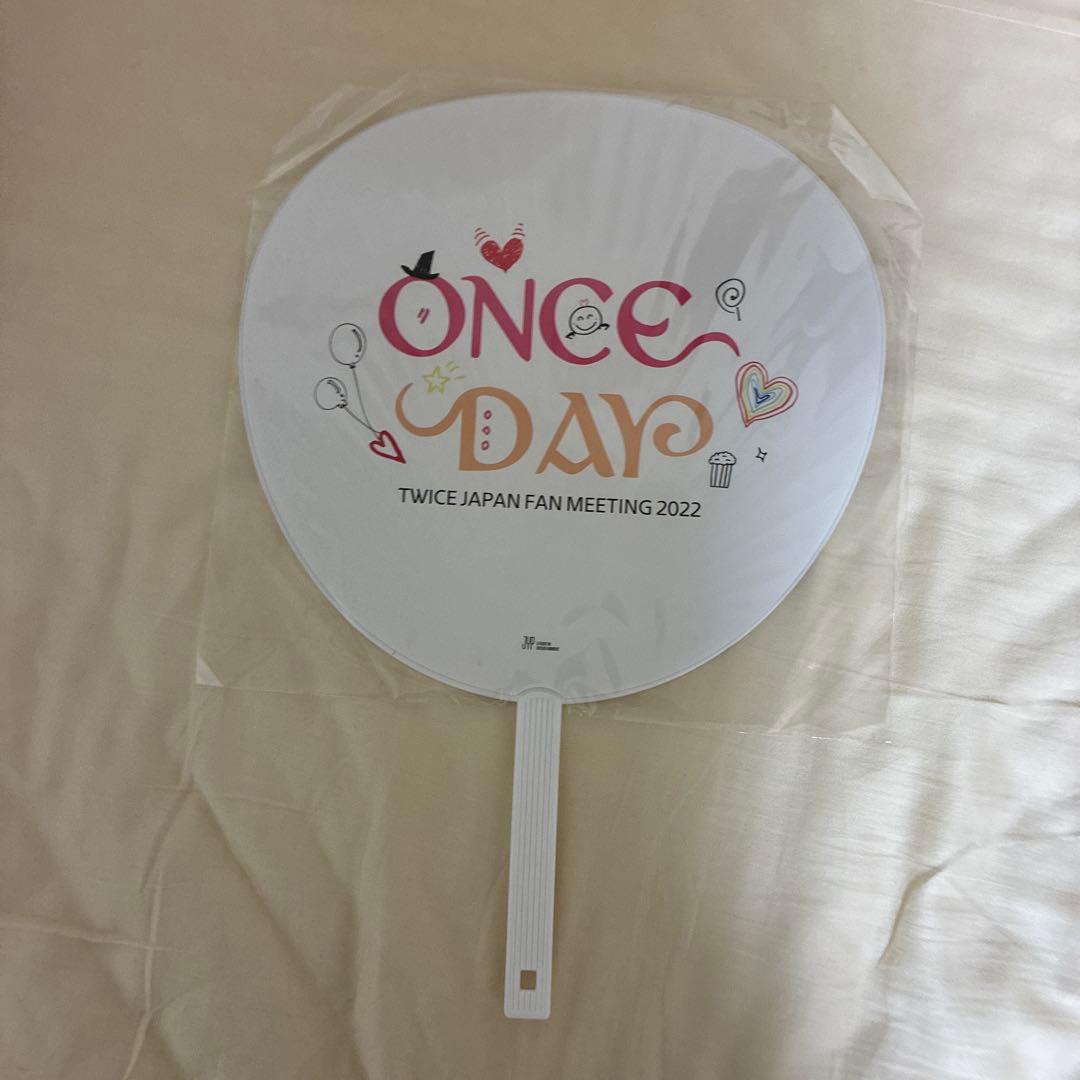 TWICE モモ　うちわ　サイン　くじ　Onceday ファンミ　直筆サイン