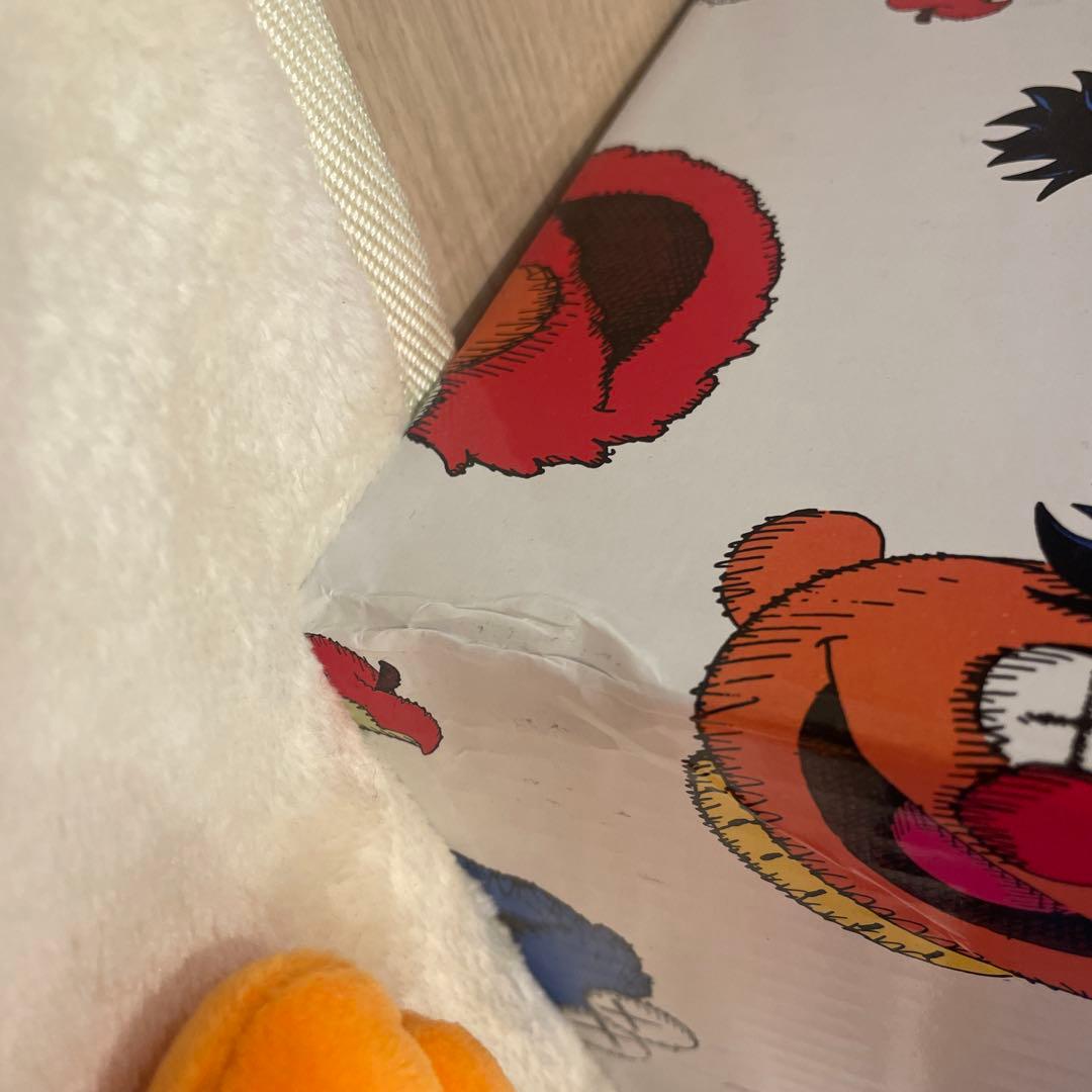 【KAWS×UNIQLO】セサミストリートのぬいぐるみ(BOXセット)タグ付き
