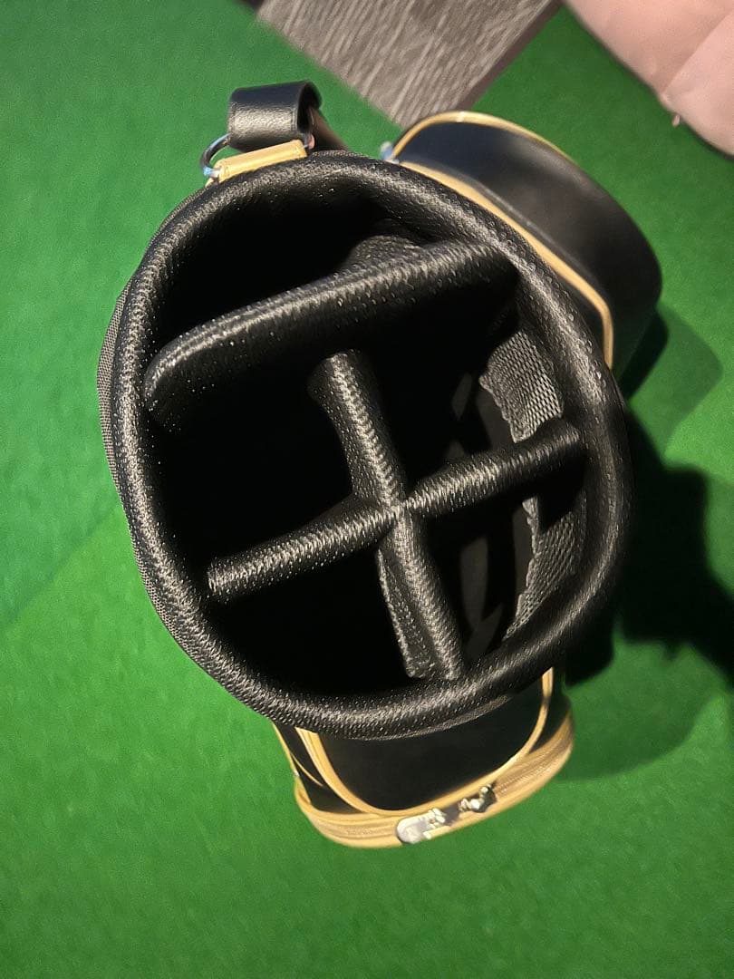 ASTRO TOUR ゴルフバッグ 黒/金 カバー付き