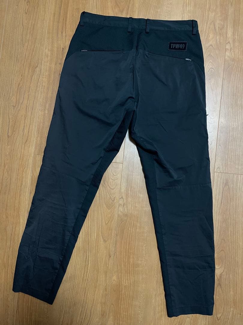 定価6.9万　TFW49 ナイロン　セットアップ　ブラック　4 ゴルフ