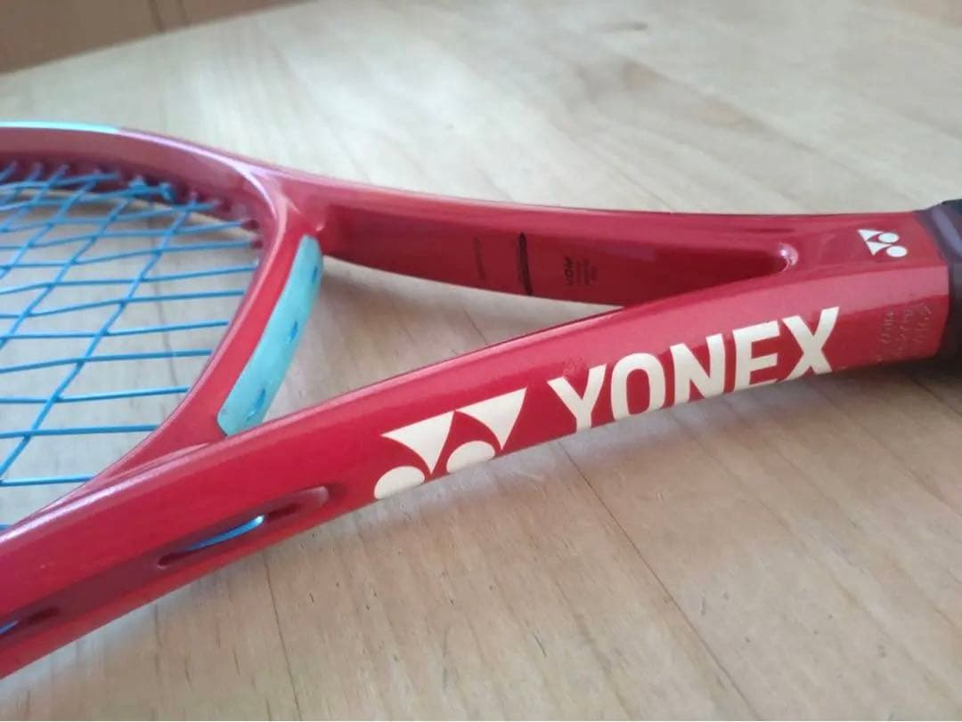 新作ブイコア100 300g ✨2026年現行ヨネックスラケットVCORE100