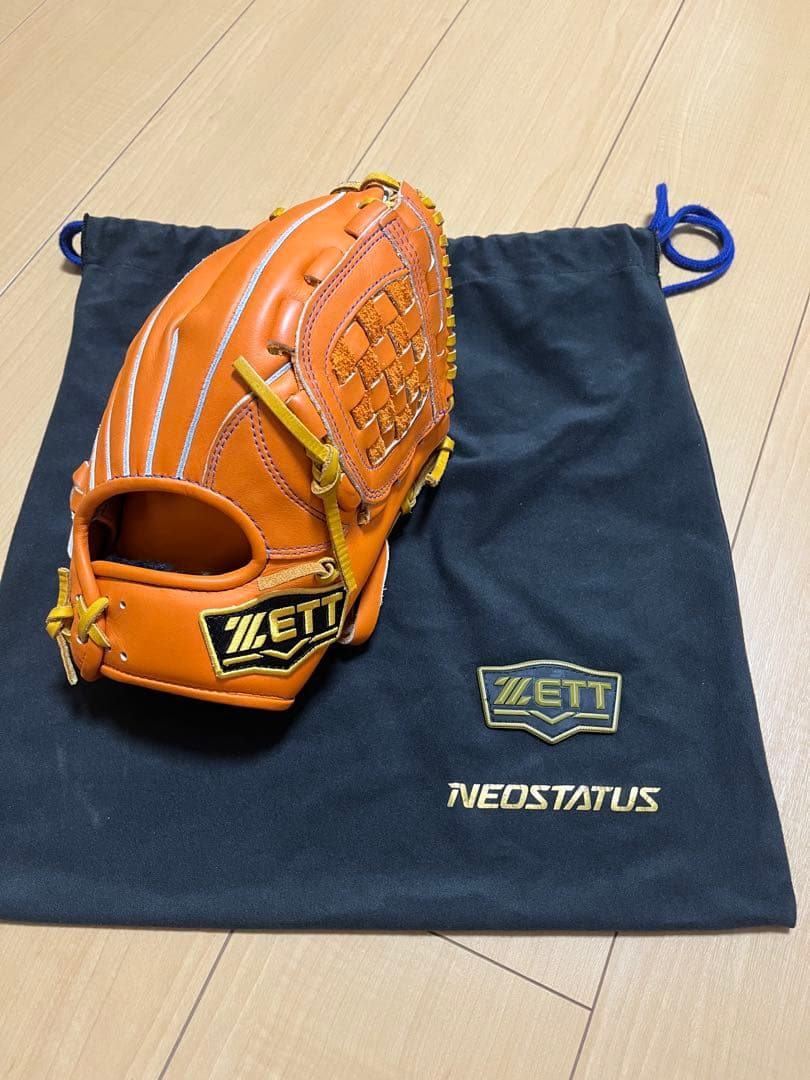 西武ライオンズ　源田壮亮選手　軟式グローブ