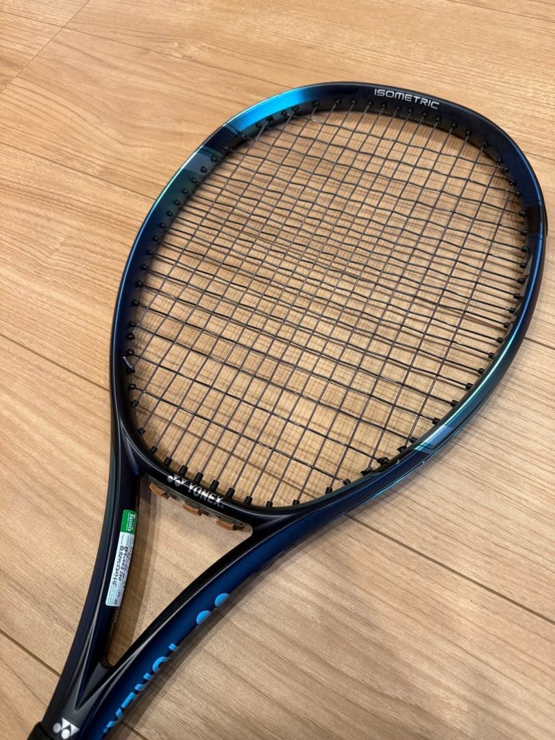YONEX EZONE 100 硬式テニスラケット