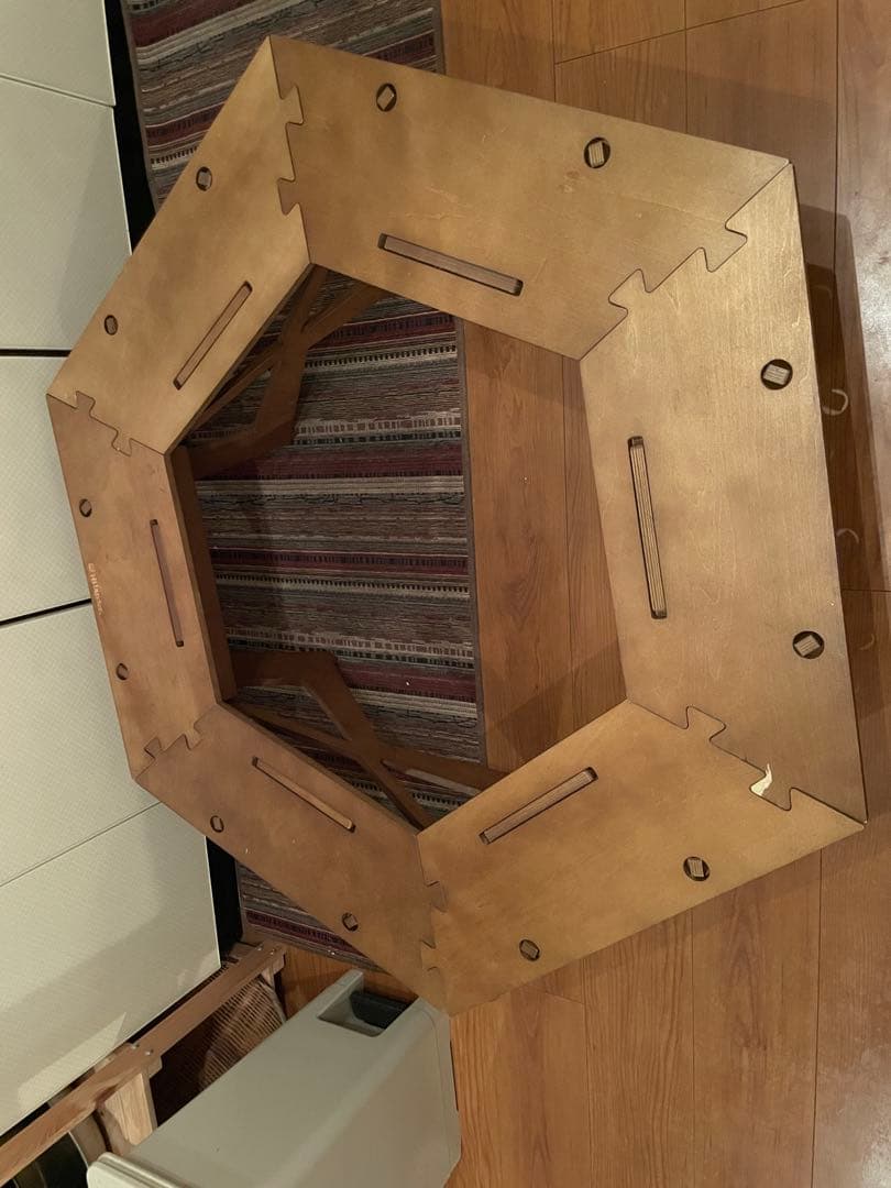 ハイランダー　ヘキサテーブル