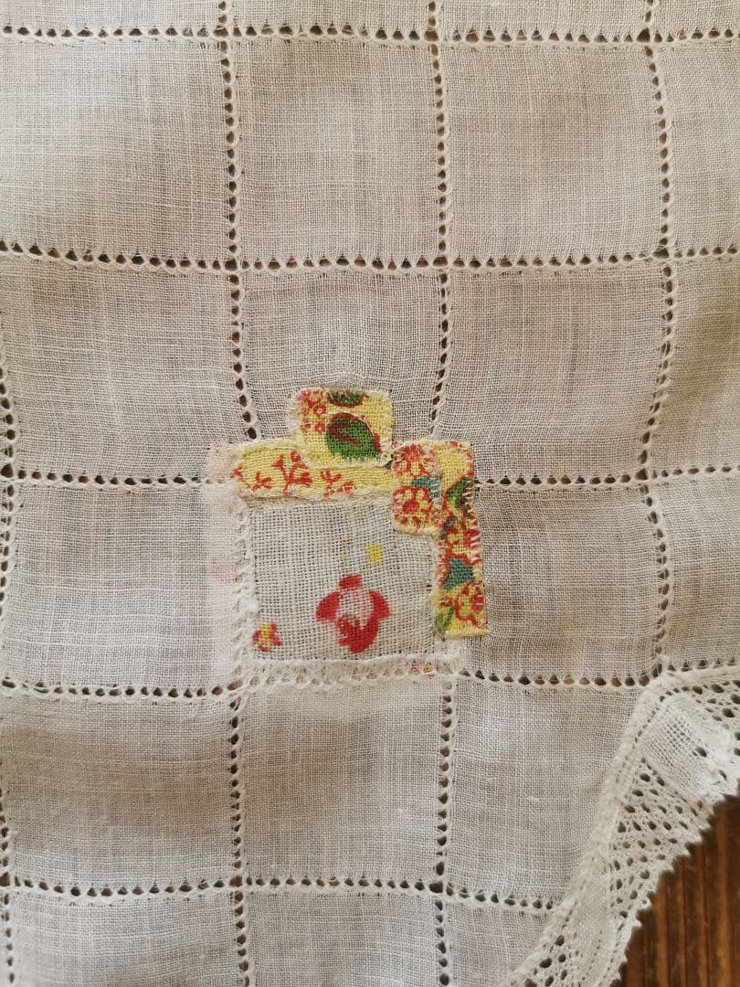 アンティーク ベルギーフランダースボビンレーストリム ドローンワーク変形ドイリー