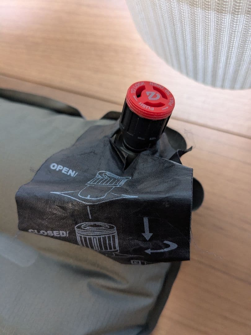 【ほぼ未使用】NEMO　インフレーターマット　VECTOR CAMP 25L