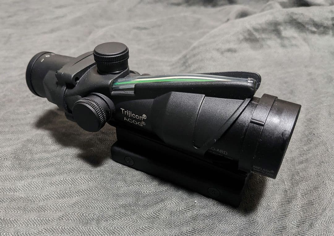 【キルフラッシュ付】Tryangle Acog グリーンドット