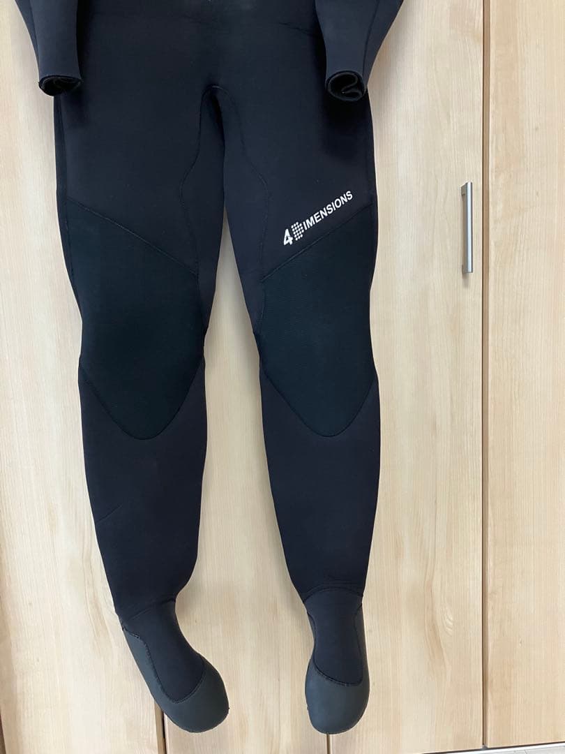 4DIMENSIONS ドライスーツ