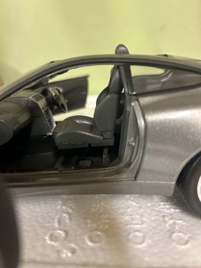 007 ボンドカー　アストンマーチン　ヴァンキッシュ　ジェームスボンド