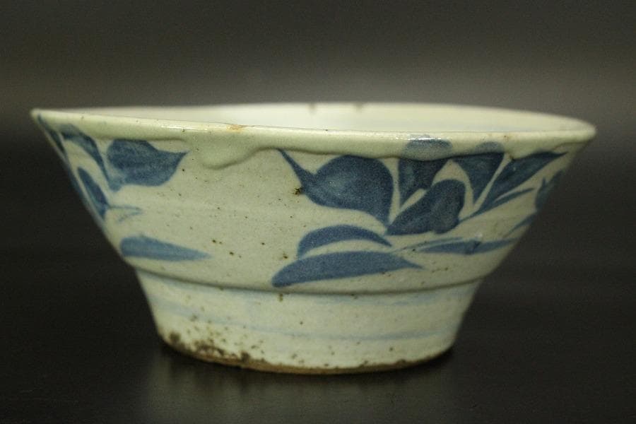 青花 碗 古染付 花弁文様 中国美術(メ1696)