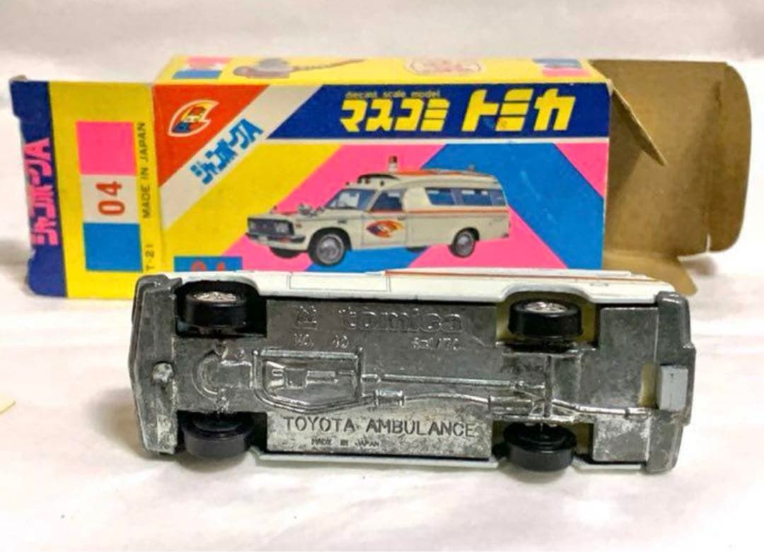 マスコミトミカ ジャンボーグA トヨタ　クラウン救急車