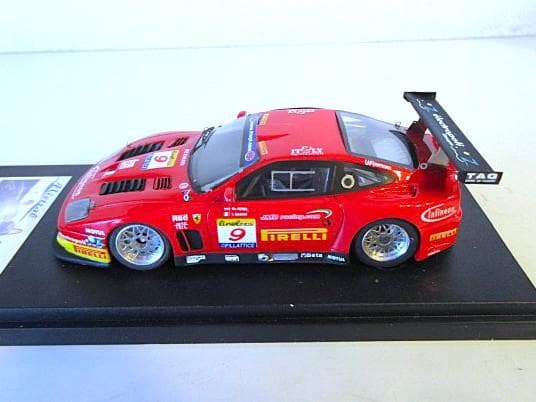 特価 Mistral (1/43) フェラーリ 575GTC