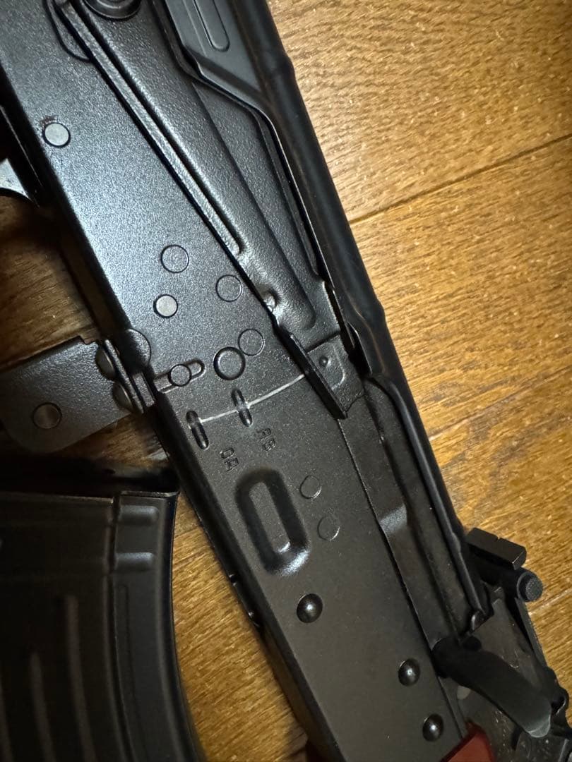 東京マルイ　AKM 箱無し　マガジン4個付き