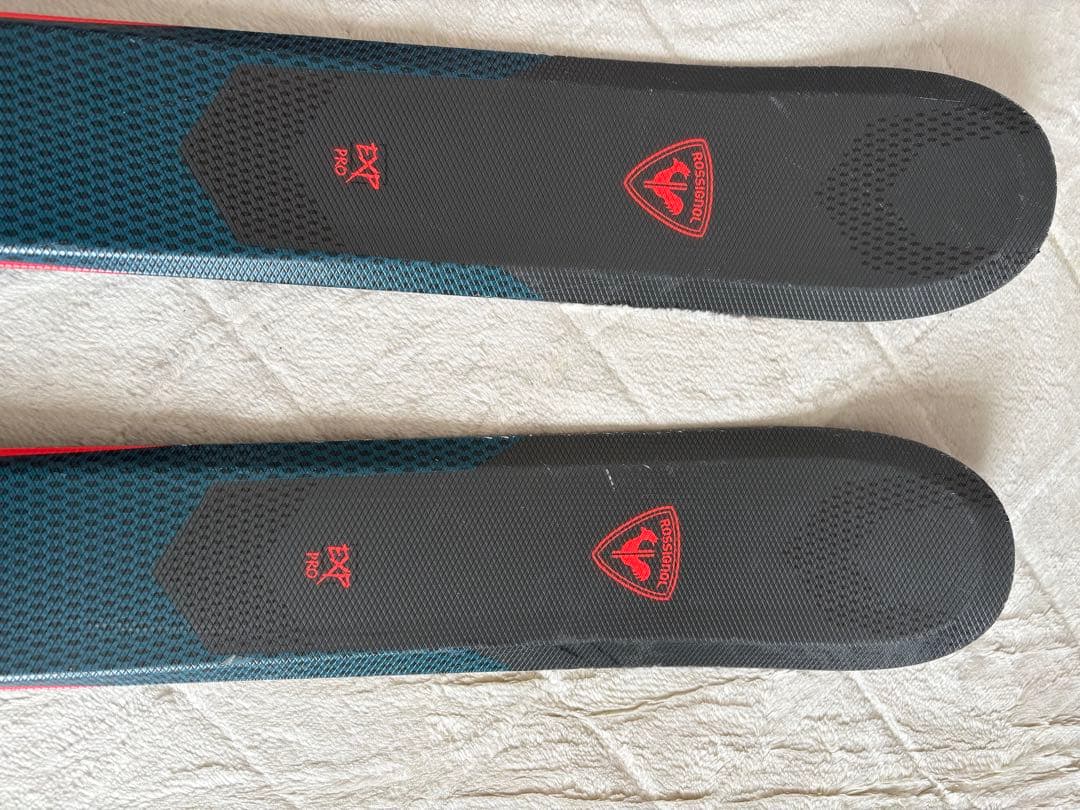 スキー板140cmとストック