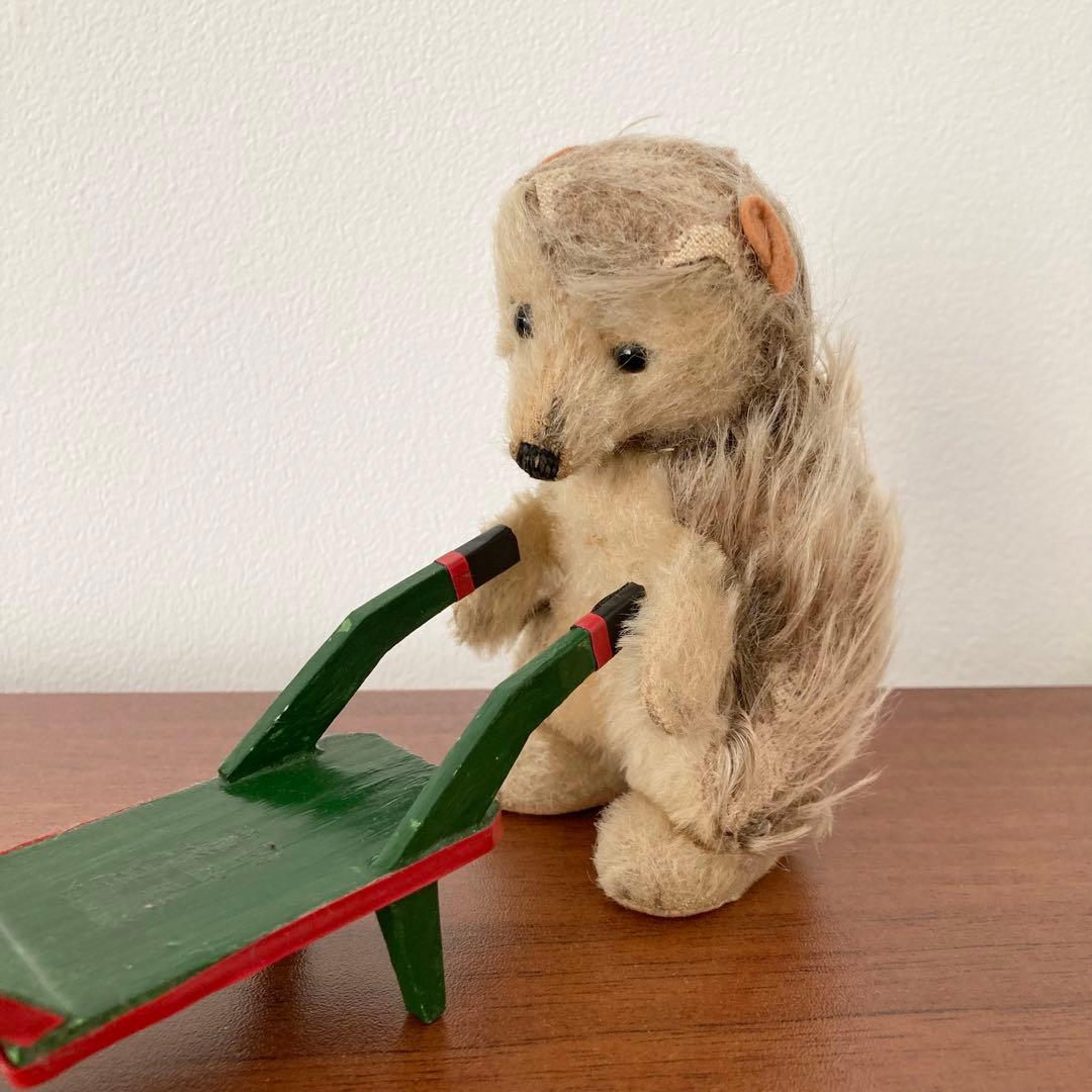 陰気なハリネズミ　ぬいぐるみ　ドイツ　ヴィンテージ