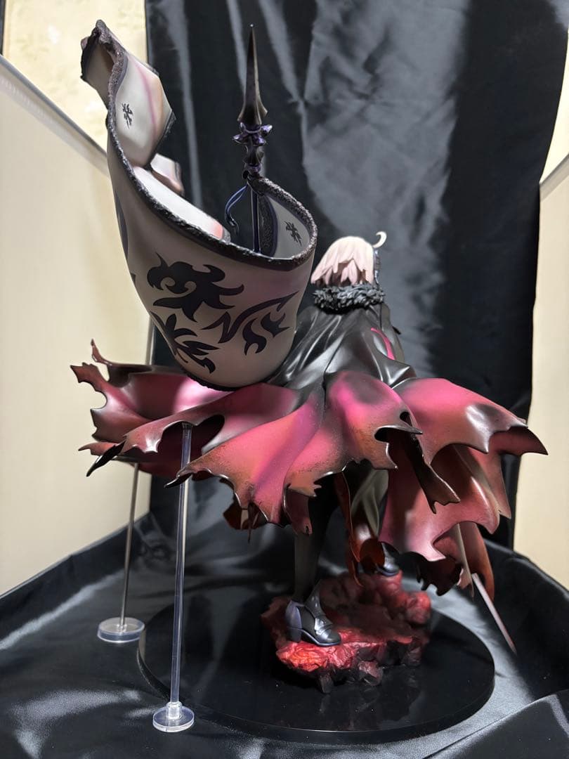 ALTER アヴェンジャー　ジャンヌ・ダルク(オルタ) 1/7スケールフィギュア