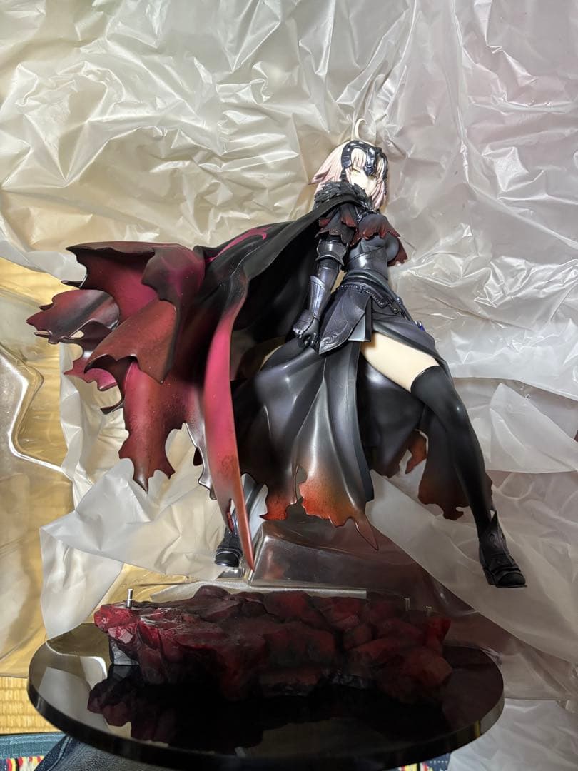 ALTER アヴェンジャー　ジャンヌ・ダルク(オルタ) 1/7スケールフィギュア