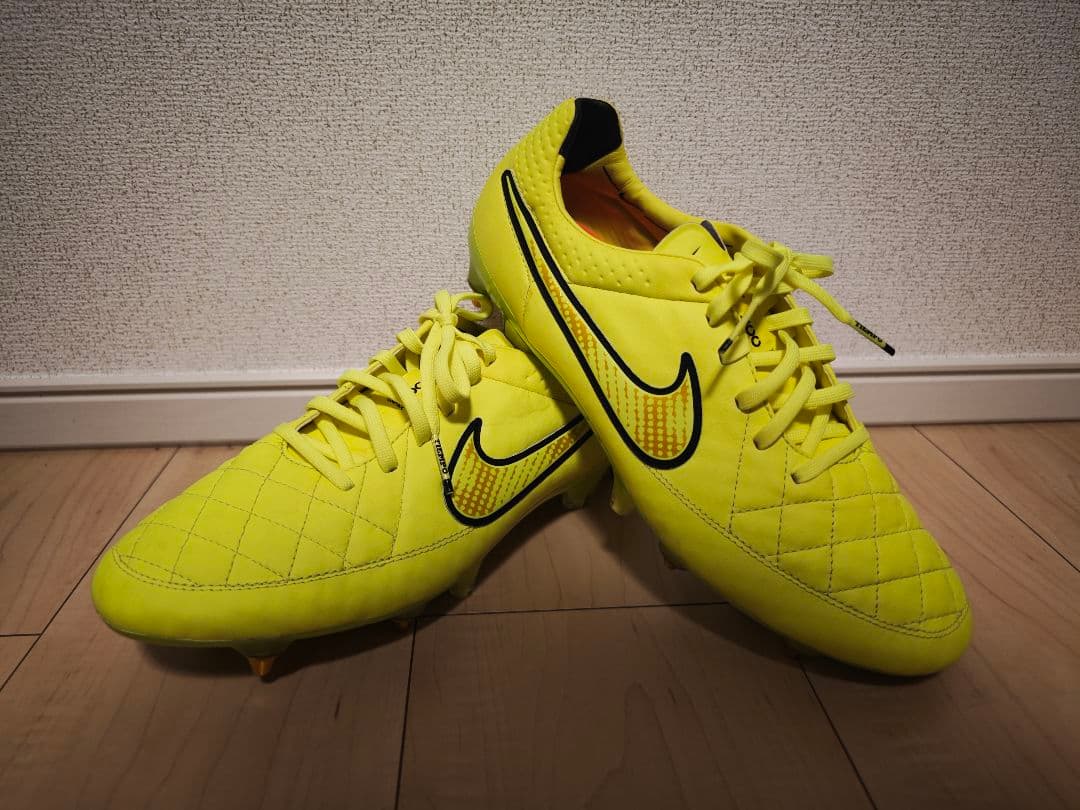 ナイキ ティエンポ レジェンドV ACC