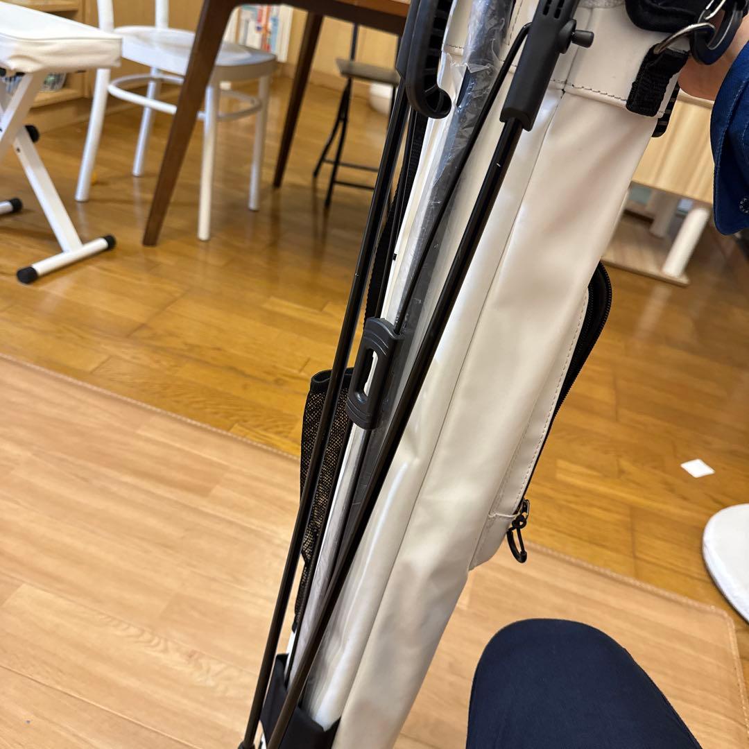 ゴルフ　軽量バッグ