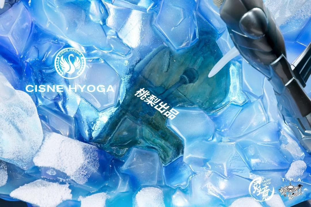 新品未開封『聖闘士星矢』白鳥星座 キグナス 氷河 ガレージキット スタチュー