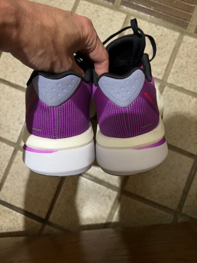 アディダス　アディゼロボストン13 メンズ25.0cm