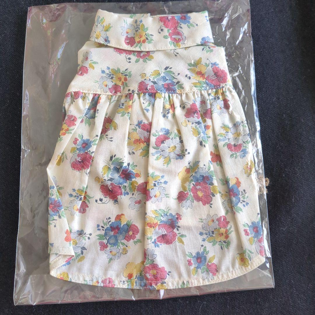 新品未使用　アトリエgg　花柄　ワンピース