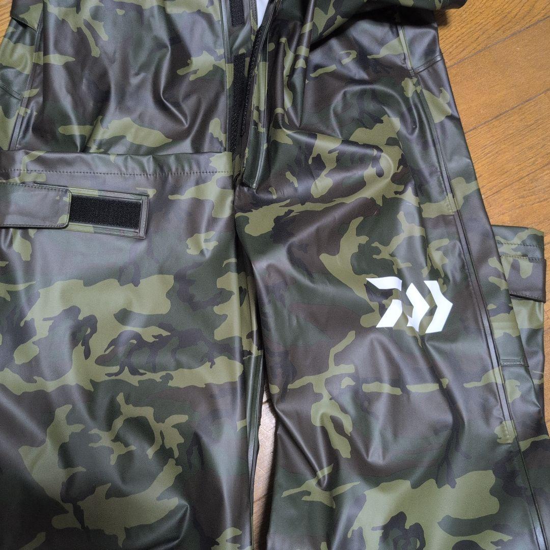 ダイワＰＵオーシャンライトレインスーツＤＲ:6023