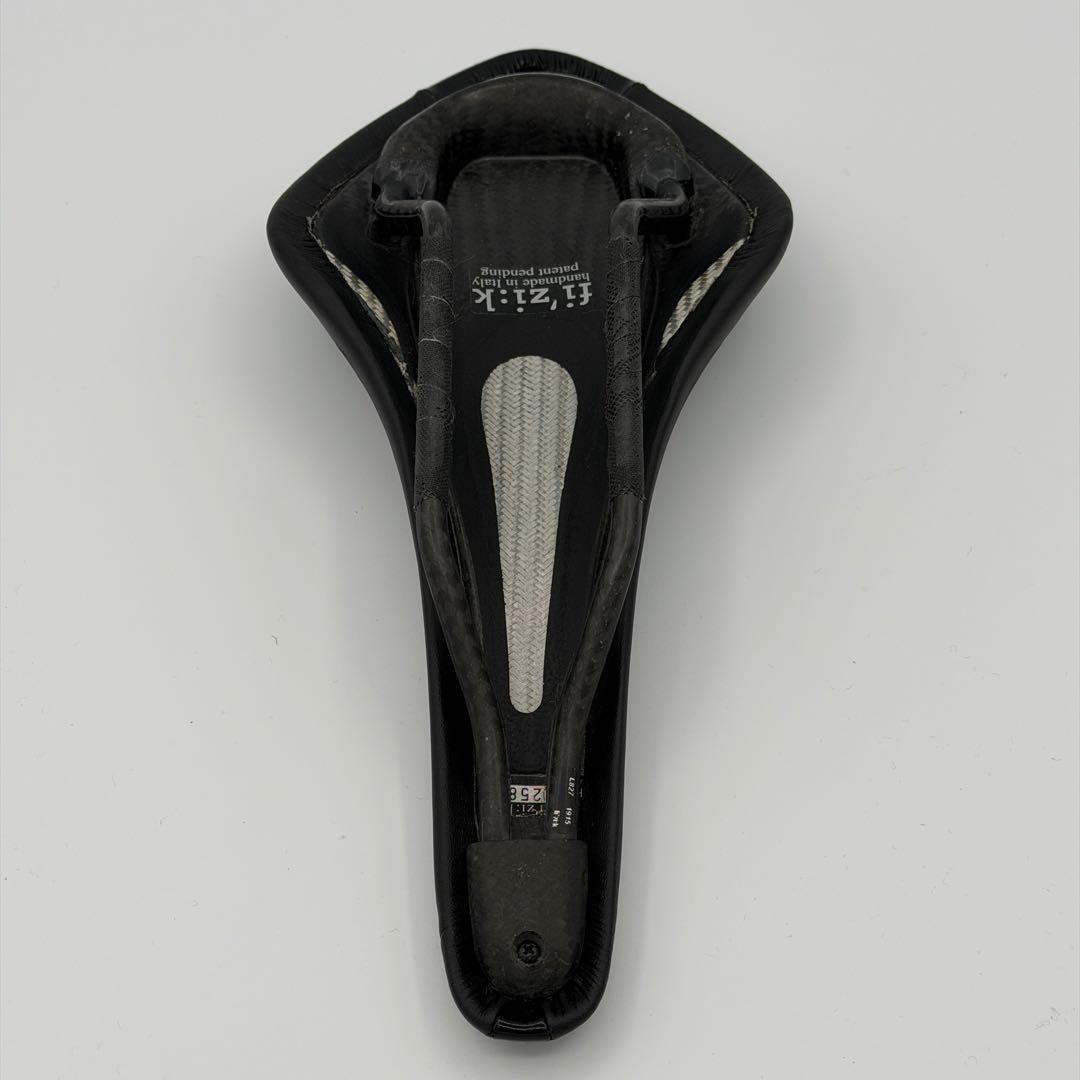 【新品・超軽量163g】Fizik ARIONE CX CARBON サドル