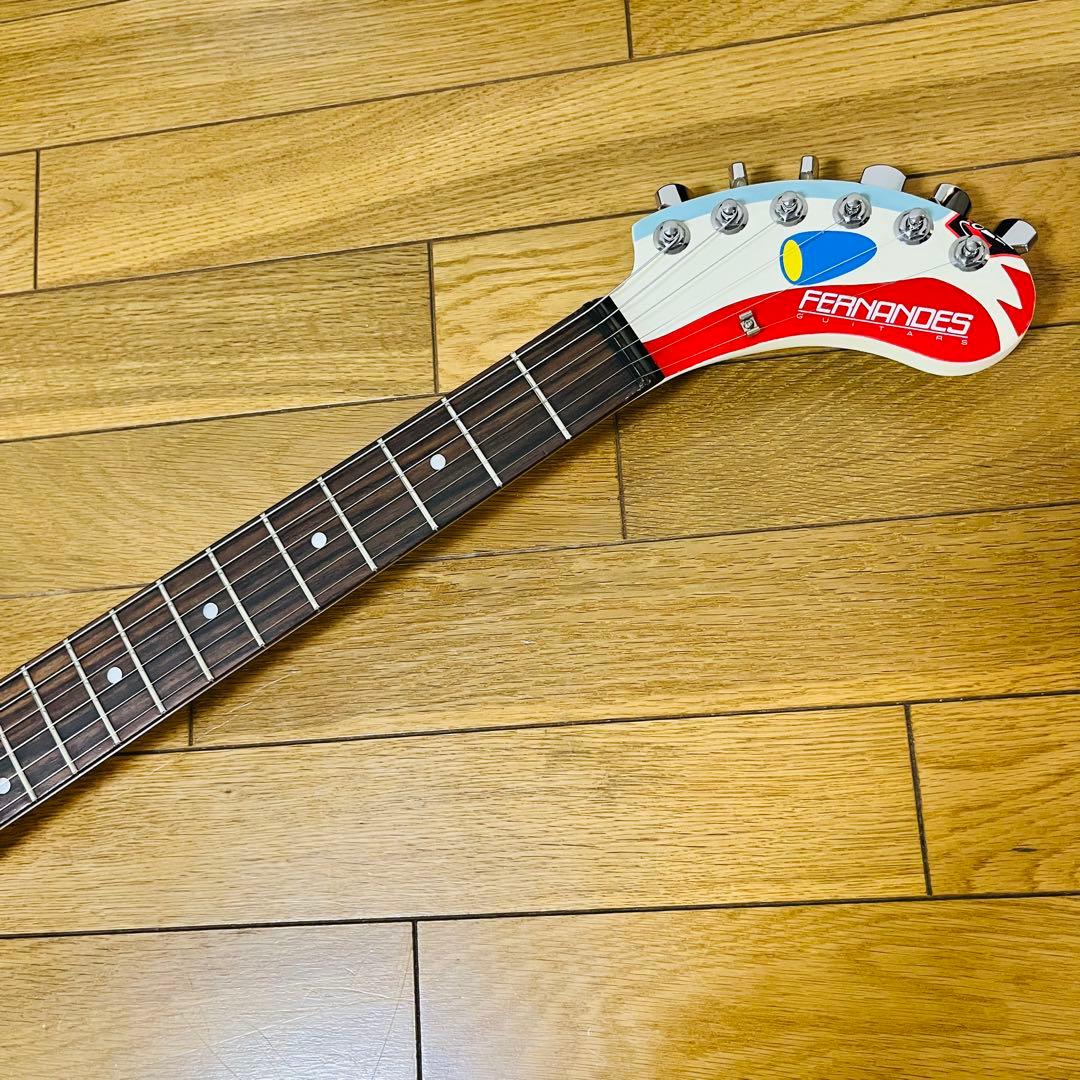 【希少限定品】　FERNANDES ZO-3 仮面ライダー ギター 送料込み