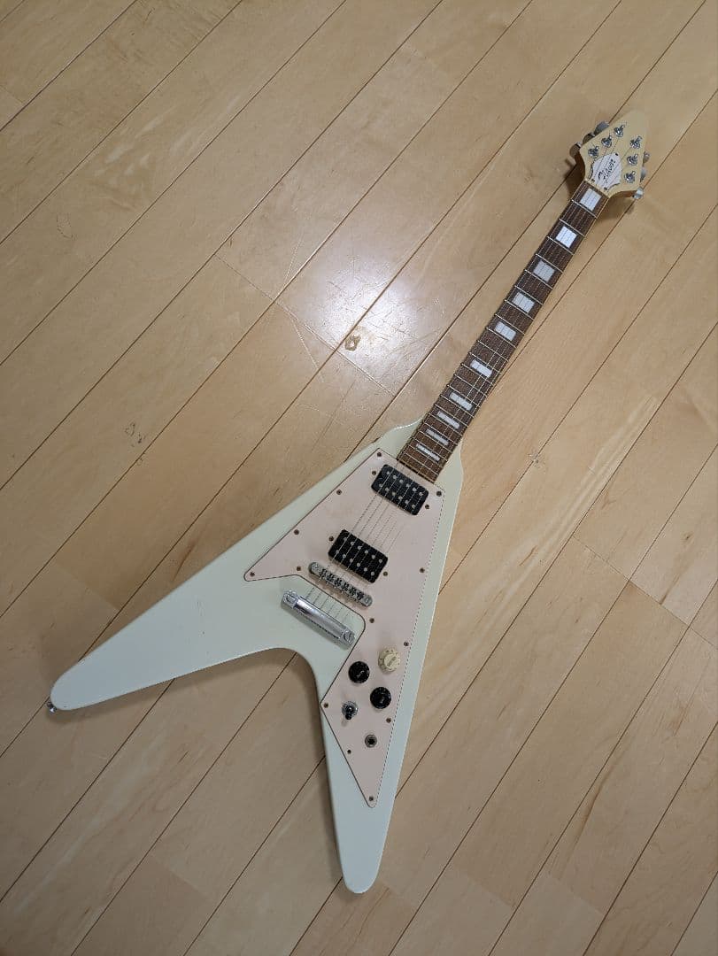 Flavor　flyingV タイプ　エレキギター