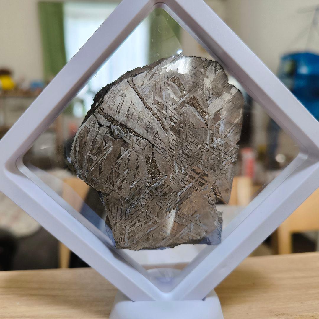 極上 アルタイ鉄隕石 350g 隕石　パワーストーン　宝石 天然石