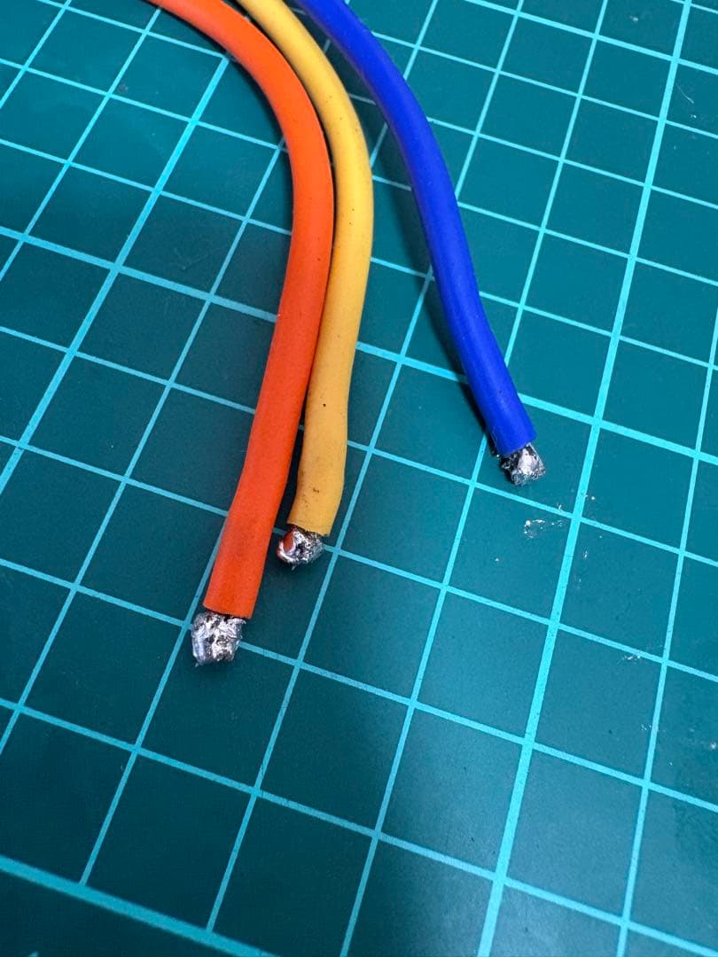 ヨコモ　BL-RS4 アンプ　SP-02D V2 サーボ