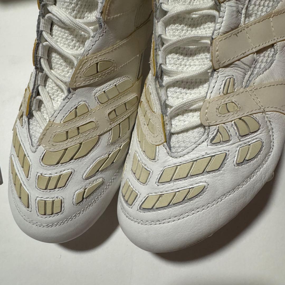 シューズ Predator Accelerator FG Remake