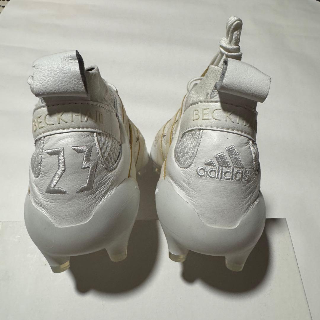 シューズ Predator Accelerator FG Remake