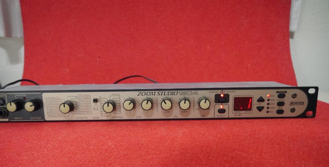 【中古】ZOOM STUDIO 1204＆純正電源アダプタ付