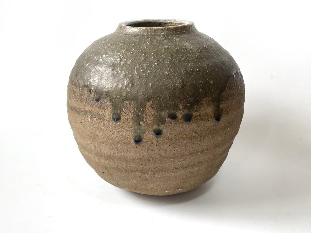 陶芸家　加守田章二　灰釉　丸壺　飾り壺　花器　花入　箱なし　益子焼