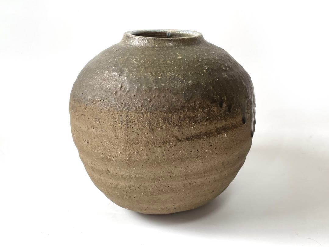 陶芸家　加守田章二　灰釉　丸壺　飾り壺　花器　花入　箱なし　益子焼