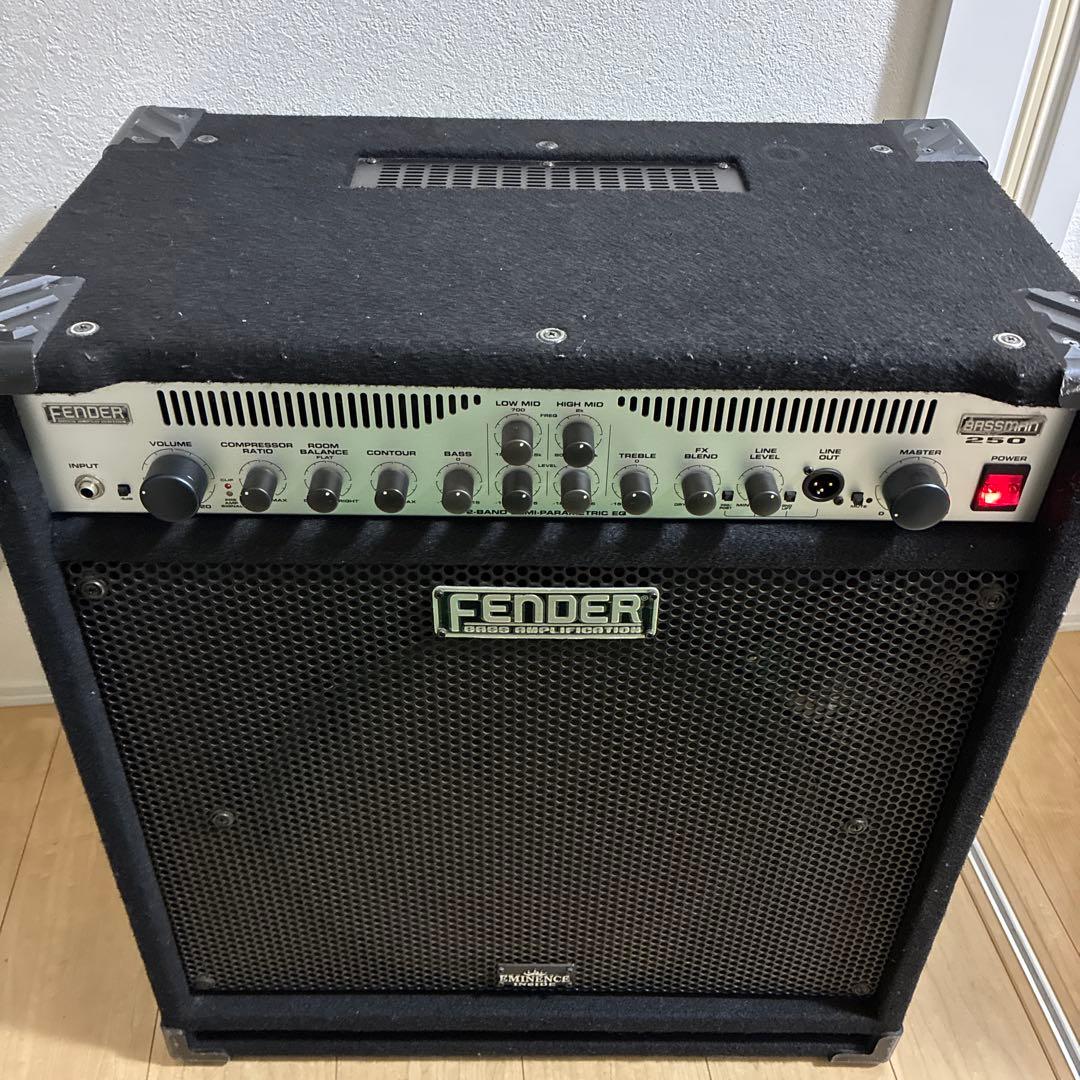希少　フェンダー Fender USA ベースアンプ BASSMAN 250