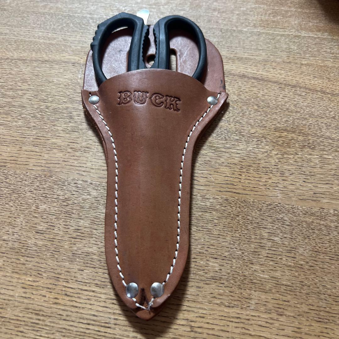 BUCK ステンレススチール はさみ レザーケース付き