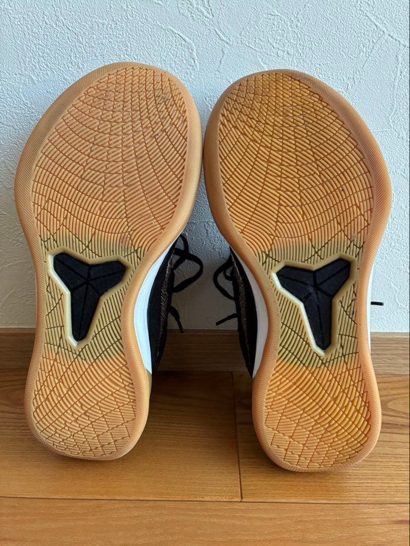 Nike Kobe シューズ ブラック/ゴールド